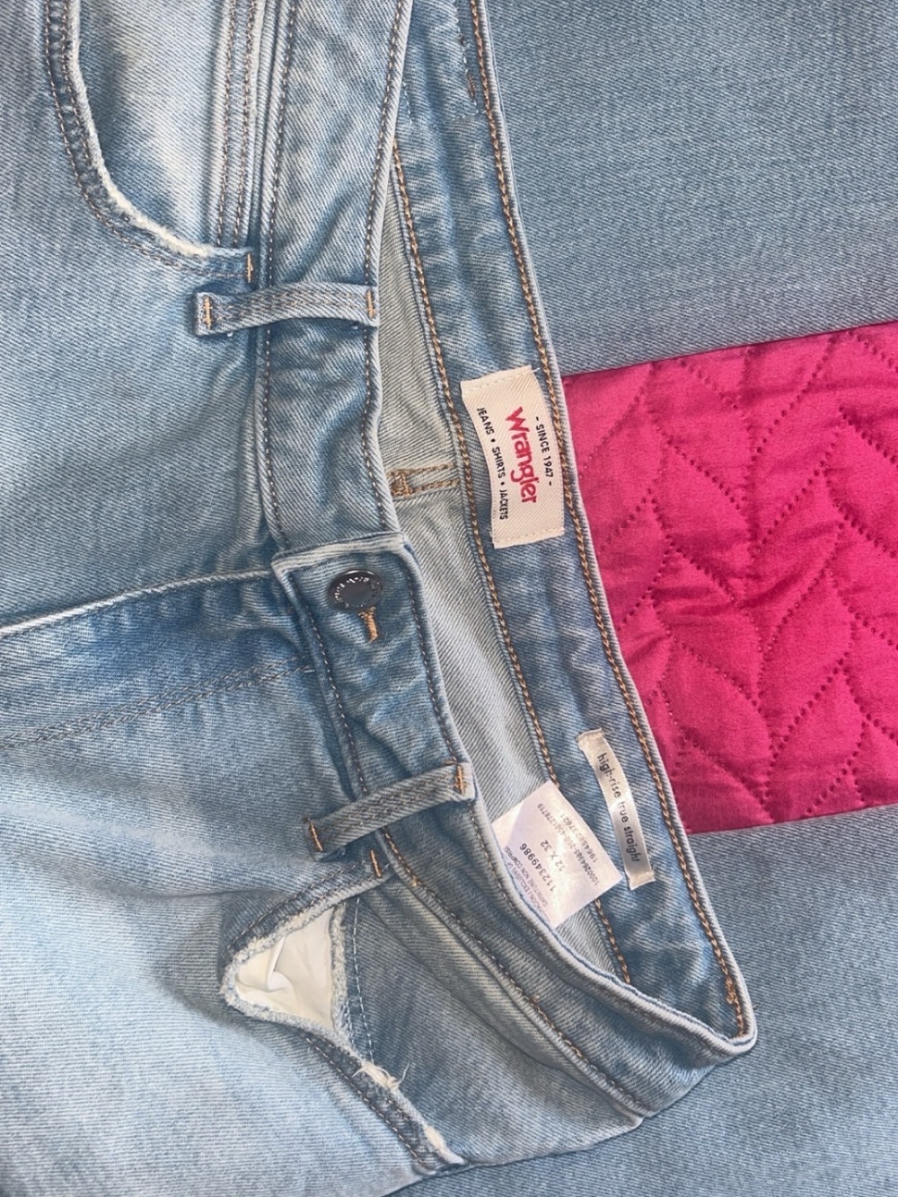 Wrangler Women's Light Blue High-Rise Denim Jeans